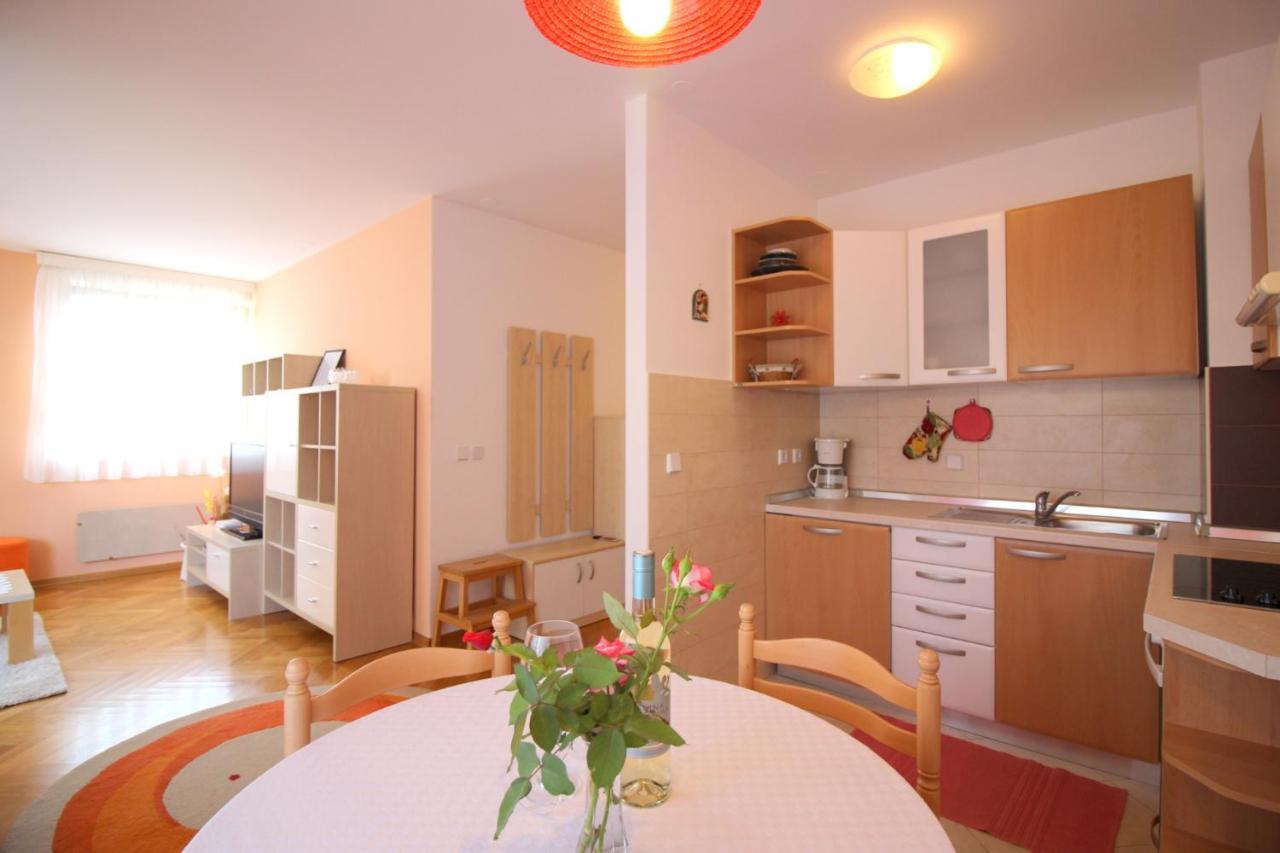 Apartment Vojka In Center Poreč